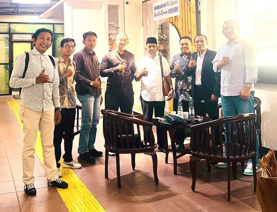 Advokat Peradin Serbu Pengadilan Negeri Jombang
