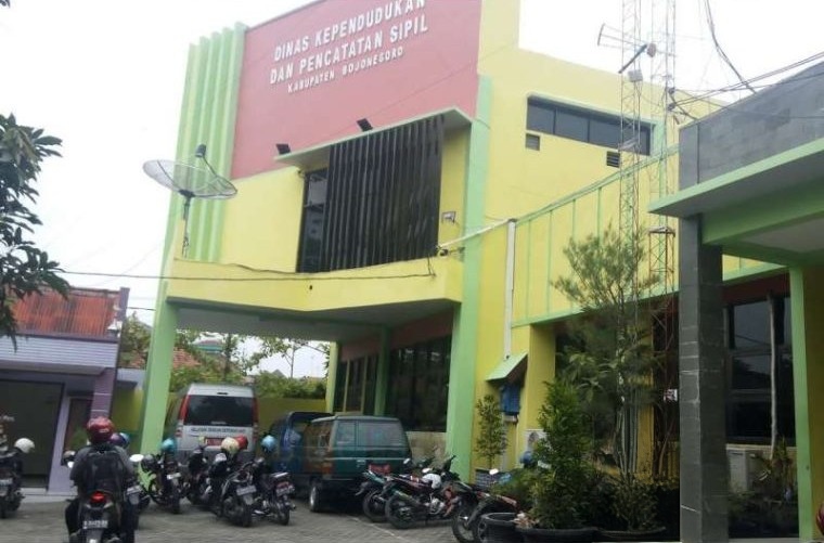 Pelayanan Dukcapil Bojonegoro Disorot, Kepala Dinas Angkat Bicara